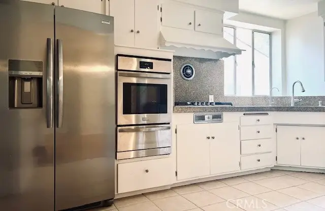 8954 Chimineas Avenue, Northridge, CA 91325 - Image #1