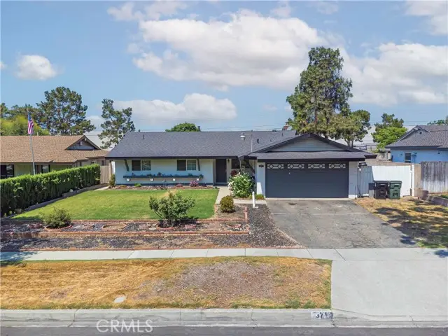 371 S Alexander Avenue, Upland, CA 91786 - #3