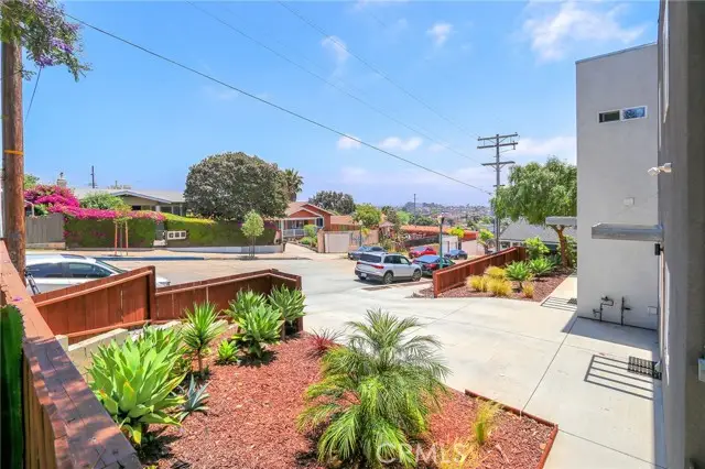 348 27th Street, San Diego, CA 92102 - Image #3