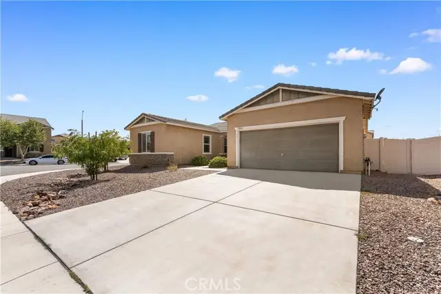 38063 Versailles Street, Palmdale, CA 93552 - Image #3