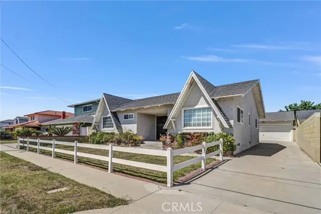 2237 W 230th Pl, Torrance, CA 90501 - Image #2