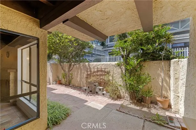 10126 Reseda #121, Northridge, CA 91324 - Image #3