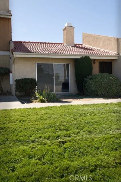 16465 Green Tree, Victorville, CA 92395 - Image #1