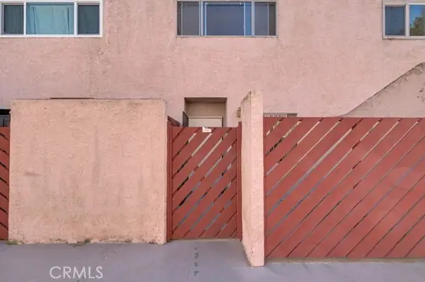 1781 Neil Armstrong St #112, Montebello, CA 90640