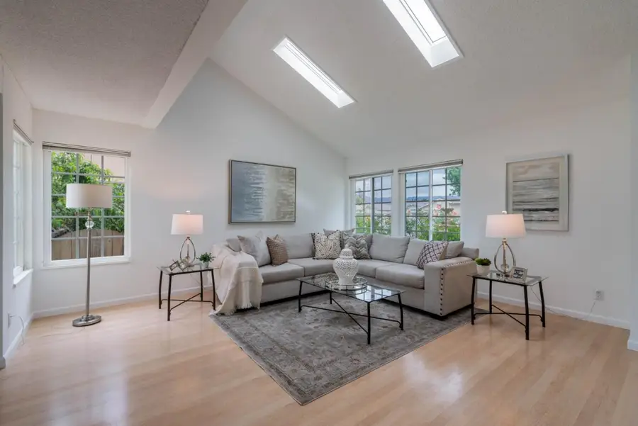 985 Summerfield, San Jose, CA 95121 - Image #2