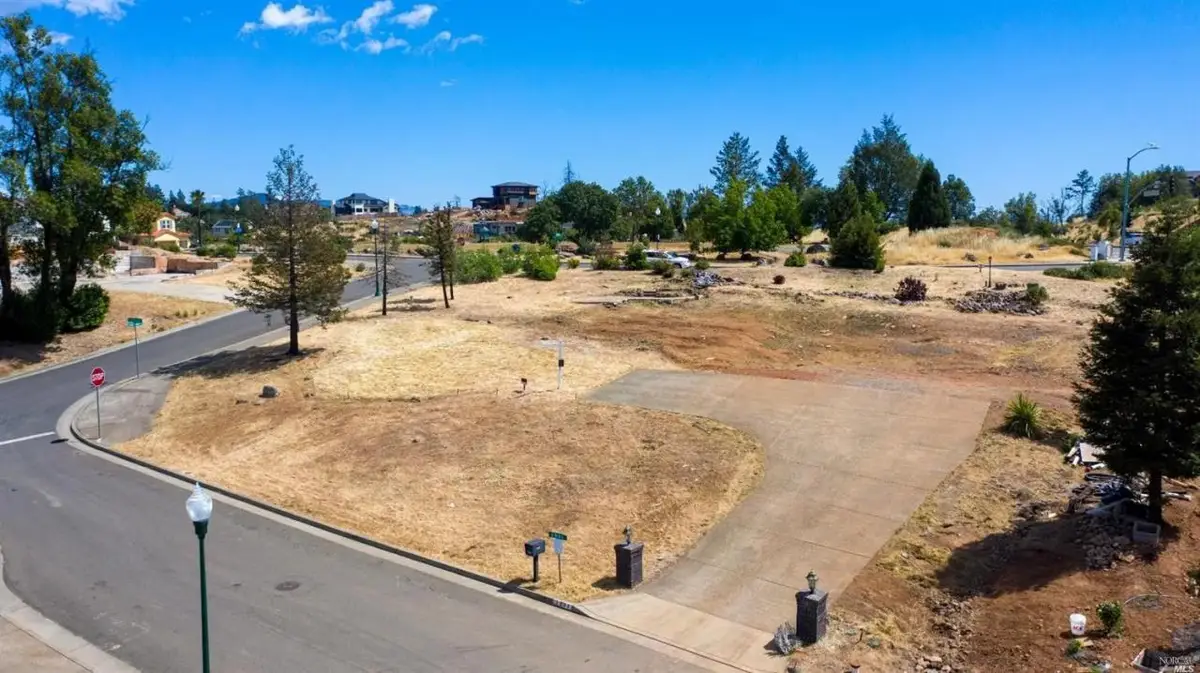 3901 Heathfield Place, Santa Rosa, CA 95404 - Image #1