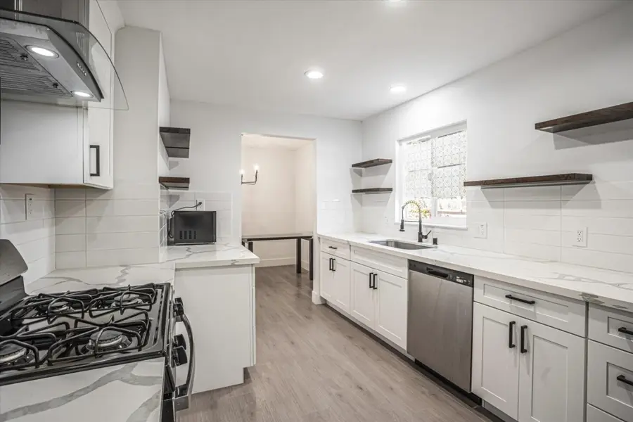 4116 43rd Avenue, Sacramento, CA 95824 - Image #2