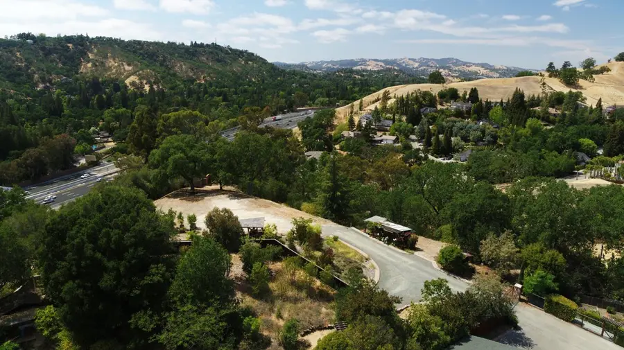 1271 Laverock Lane, Alamo, CA 94507 - Image #2