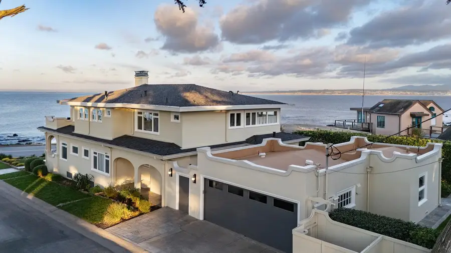 1051 Ocean View Boulevard, Pacific Grove, CA 93950 - Image #2