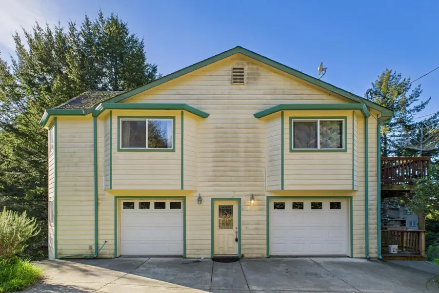 972 Spring Road, Whitethorn, CA 95589 - Image #3