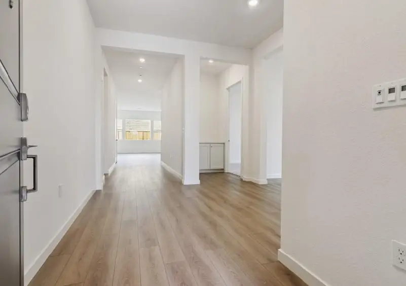 8078 Waterfall Lane, Vallejo, CA 94591 - Image #2