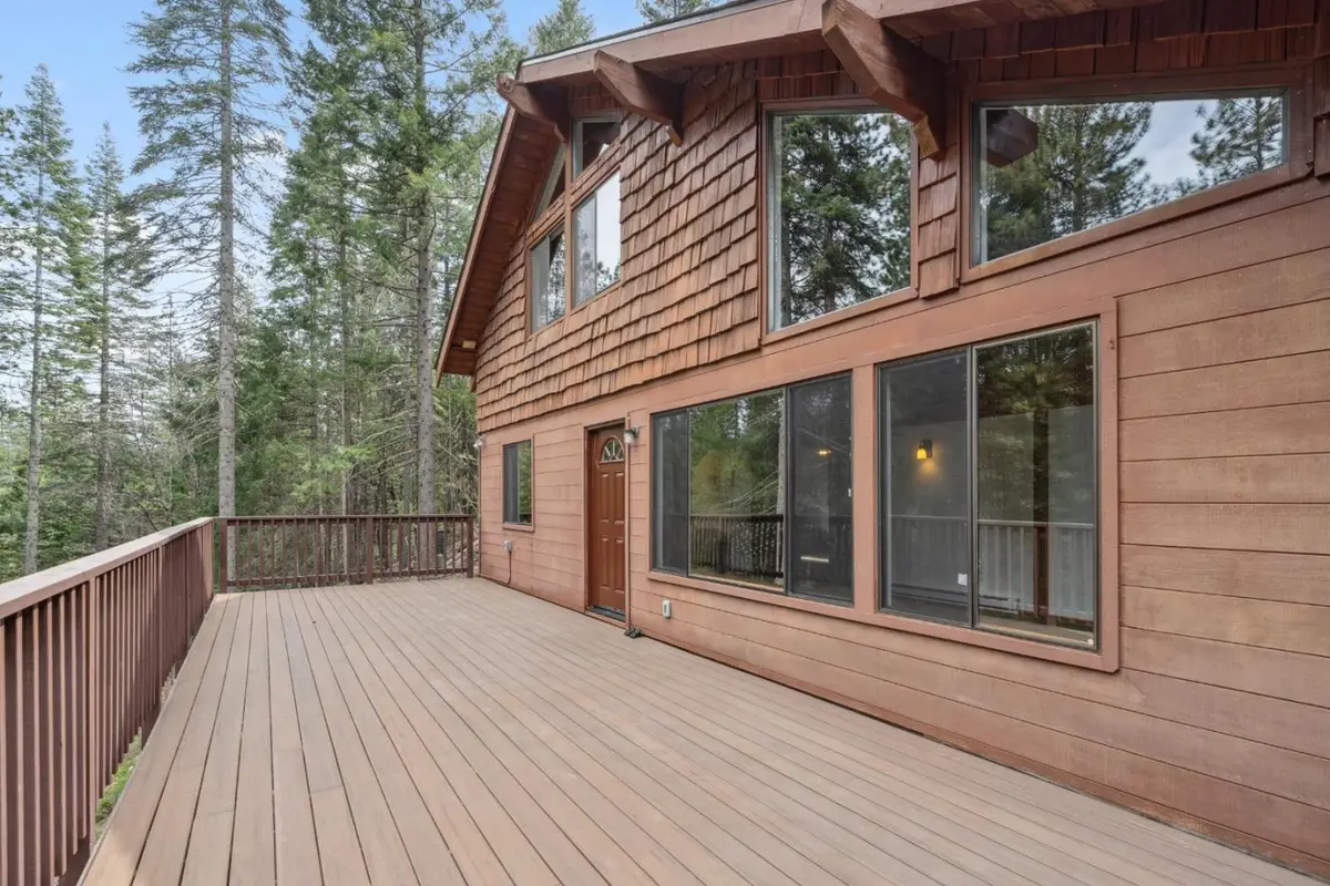 2120 Pack Trail, Mount Shasta, CA 96067 - Image #1