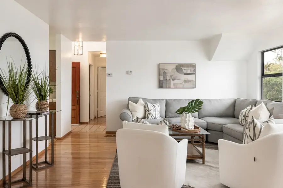 917 Fountain Avenue, Pacific Grove, CA 93950 - Image #2