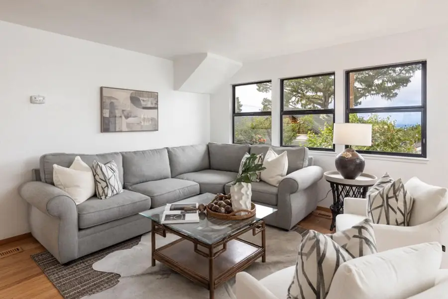 917 Fountain Avenue, Pacific Grove, CA 93950 - Image #3