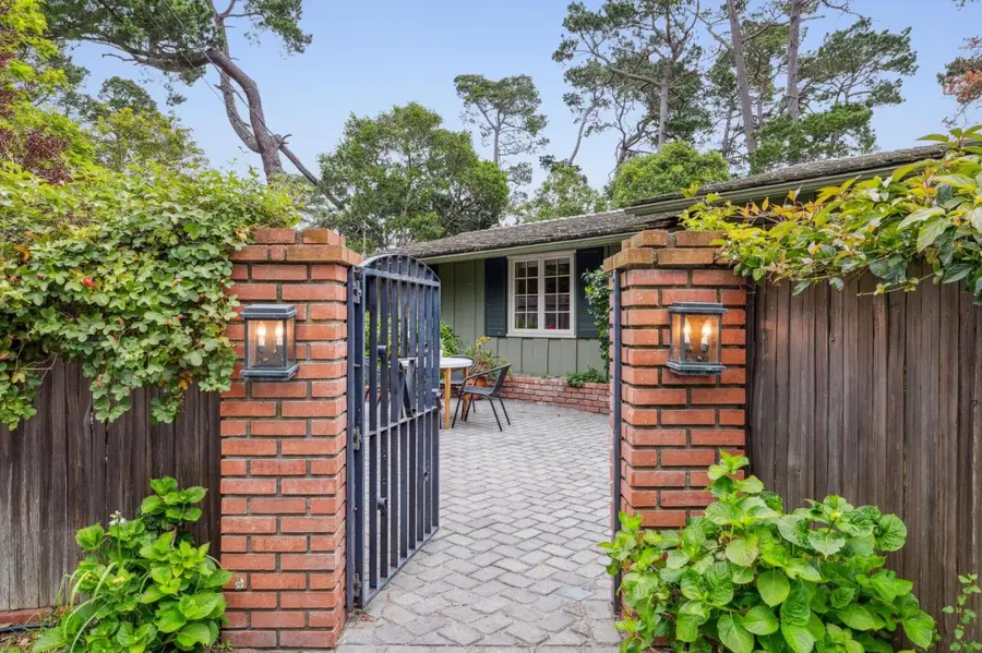 2 SE Pine Ridge Way, Carmel, CA 93921 - Image #3