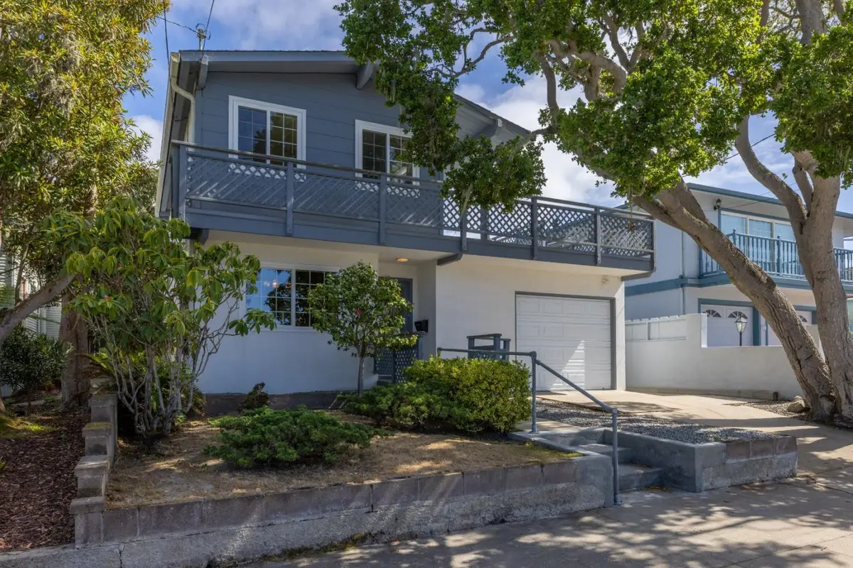 723 Eardley Avenue, Pacific Grove, CA 93950 - Image #1