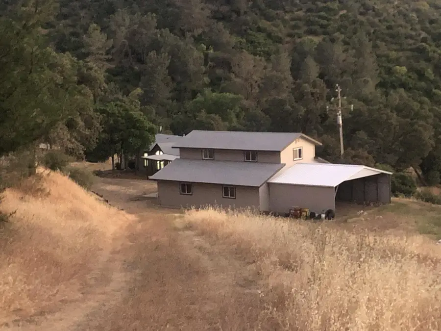 8260 Hunters Valley Road, Mariposa, CA 95338 - Image #2