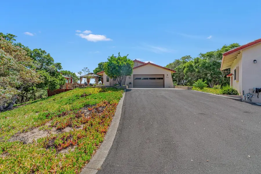 19225 Reavis Way, Salinas, CA 93907 - Image #3