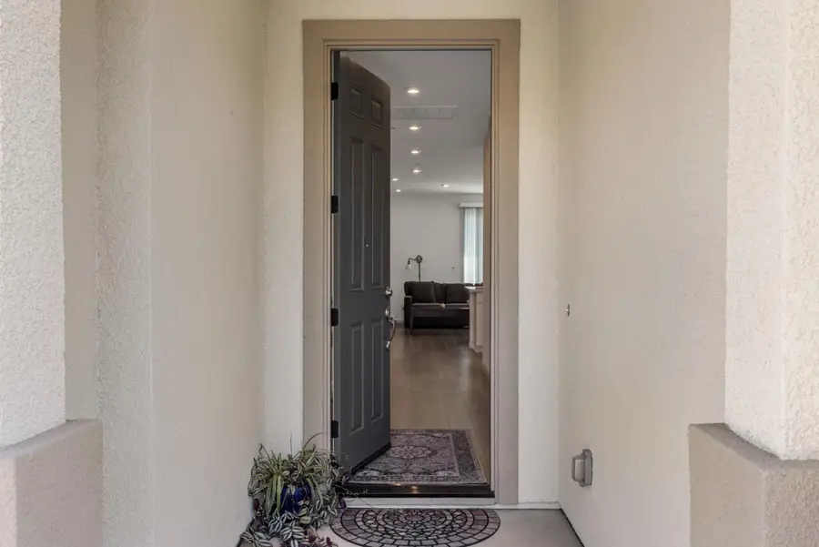 667 Pleasant Drive, Lathrop, CA 95330 - Image #3