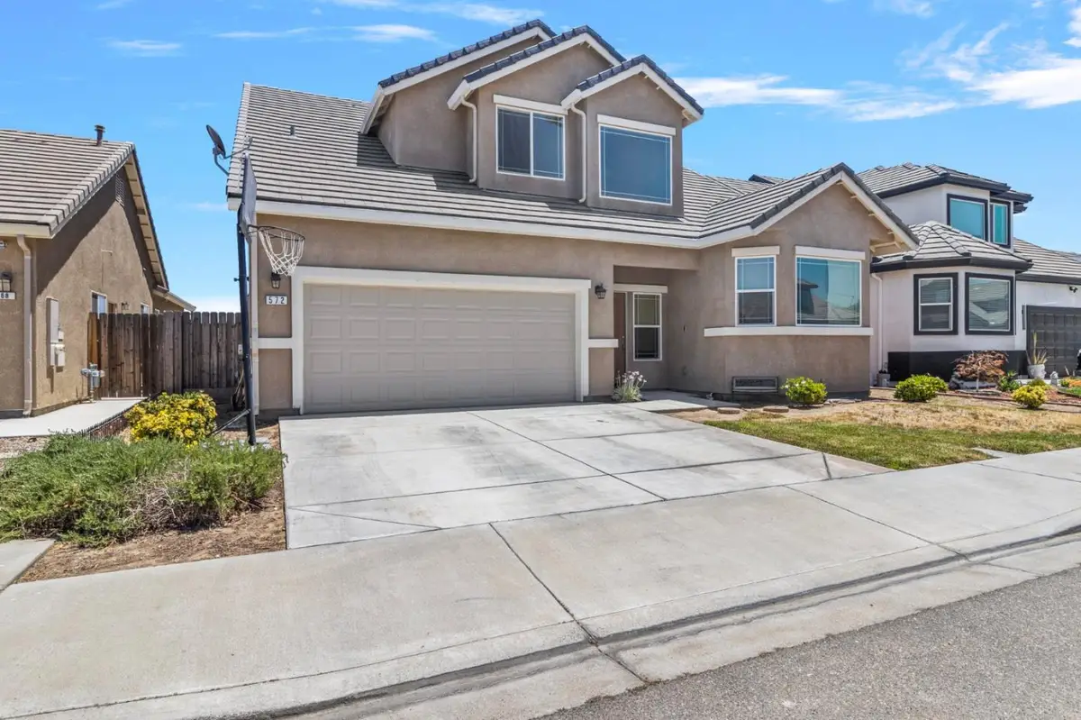 572 St Helena Drive, Newman, CA 95360 - #1