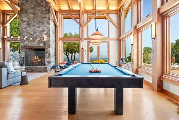 15060 Montebello Road, Cupertino, CA 95014