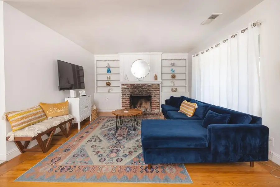 4428 Santa Monica Avenue, Sacramento, CA 95824 - Image #3