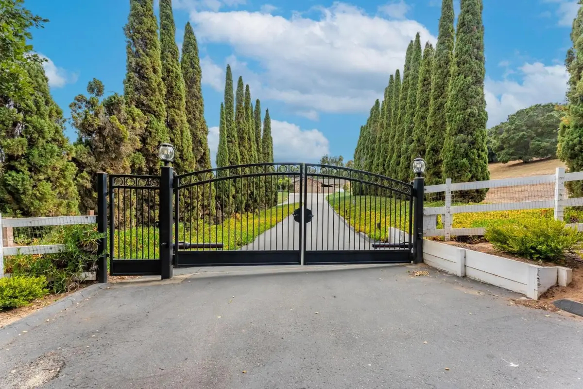 475 Brown Road, San Juan Bautista, CA 95045 - Image #1