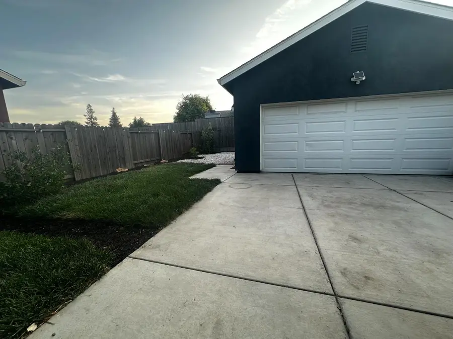 5517 Malibu Palm Court, Sacramento, CA 95842 - Image #2