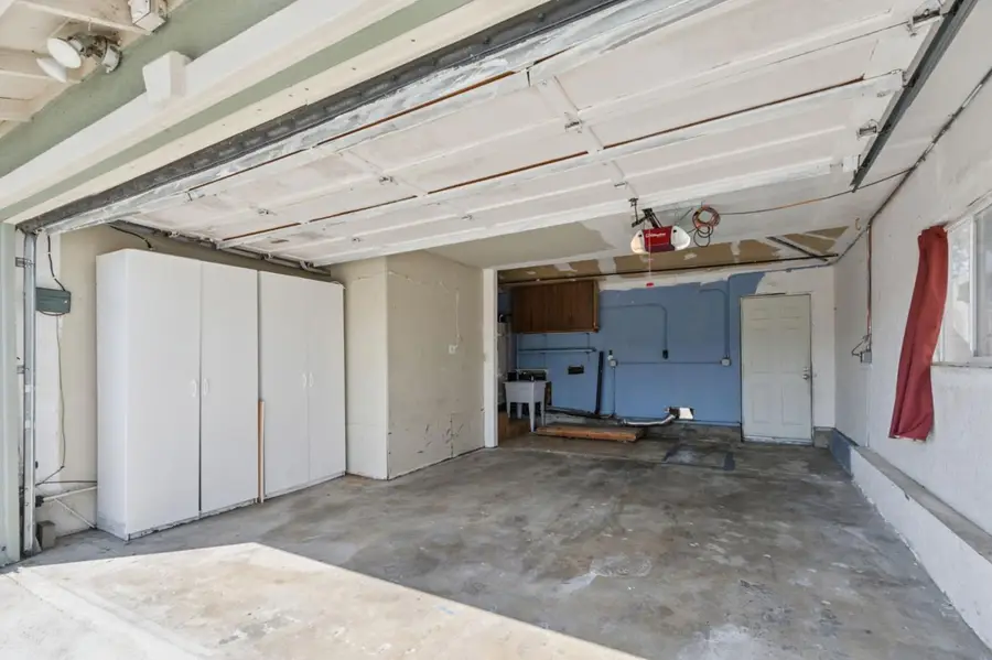 1662 Washington Street, San Mateo, CA 94403 - Image #2