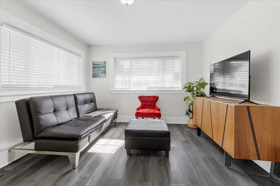 323 Rutland, San Jose, CA 95128 - #3