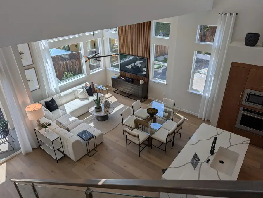 11240 Cottonwood Place #38-08 Plan 3, Saratoga, CA 95070 - Image #3