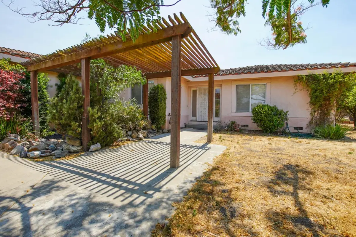 6460 Cabernet Drive, Hollister, CA 95023 - Image #1