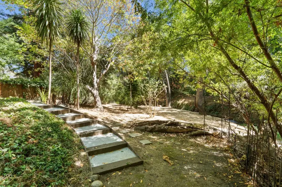 932 Lundy Lane, Los Altos, CA 94024 - Image #3