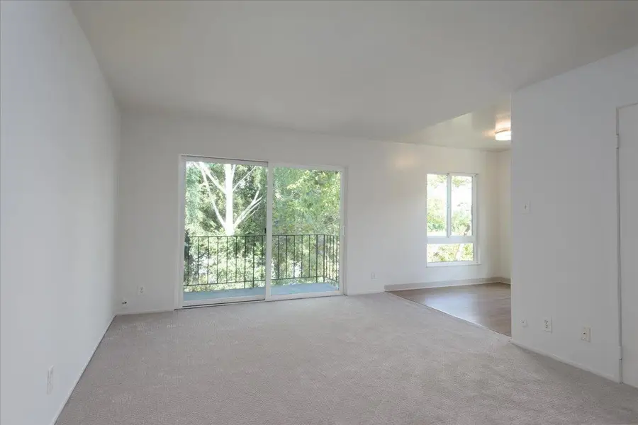 928 Peninsula Avenue #303, San Mateo, CA 94401 - Image #2