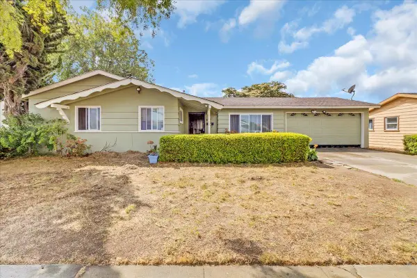 730 Los Coches Avenue, Salinas, CA 93906