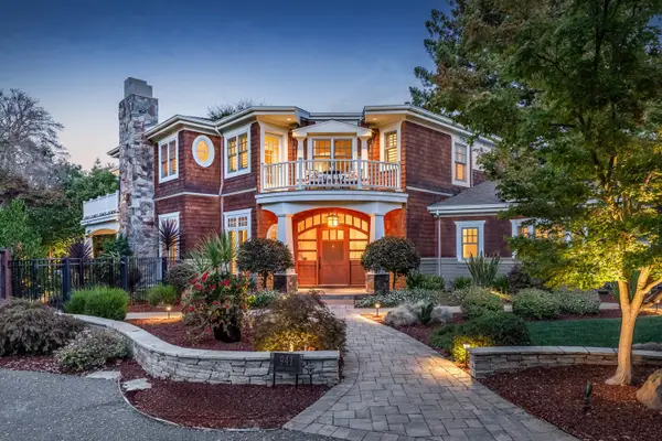 941 Berry Avenue, Los Altos, CA 94024