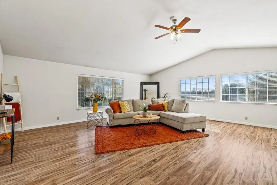 6595 Frankie Lane, Salinas, CA 93907 - Image #2