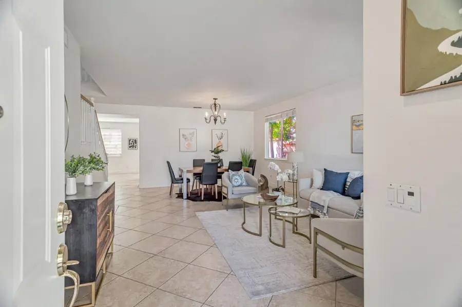 1048 Stillspring Drive, Vacaville, CA 95687 - Image #3