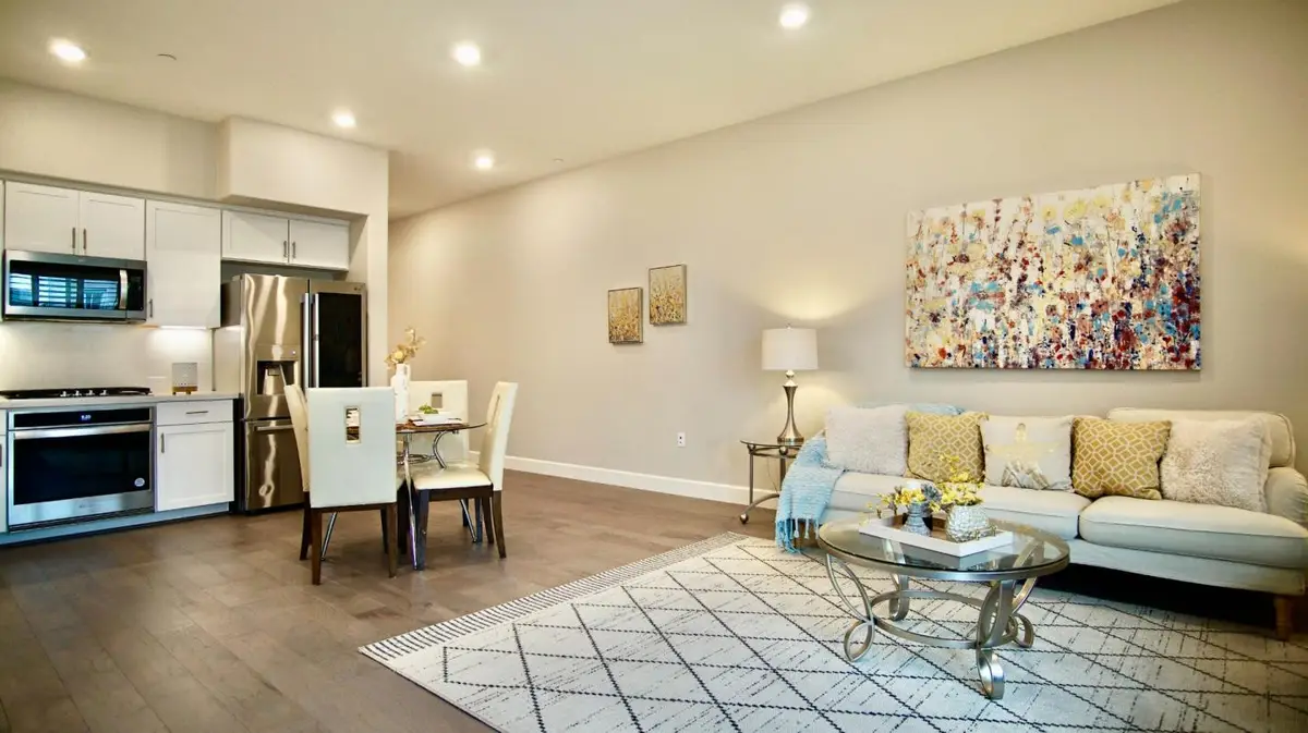 338 Llano De Los Robles Avenue #3, San Jose, CA 95136 - Image #1