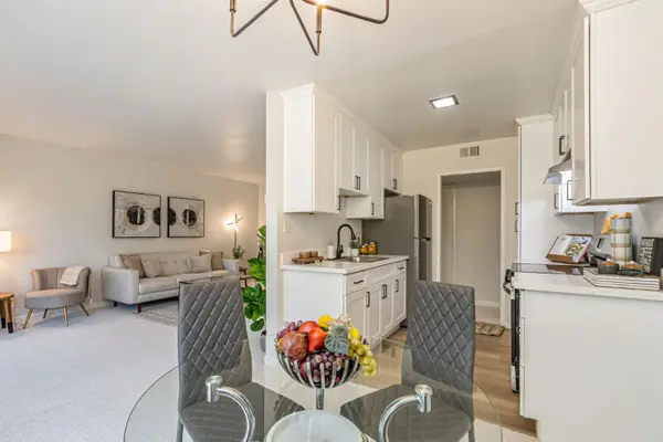 181 Del Medio Avenue #307, Mountain View, CA 94040