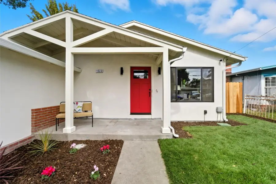 1523 Ursula Way, East Palo Alto, CA 94303 - Image #2