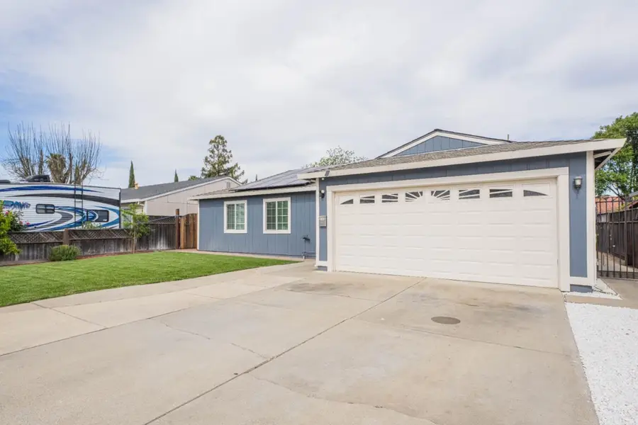 8340 Forest Street, Gilroy, CA 95020 - Image #2