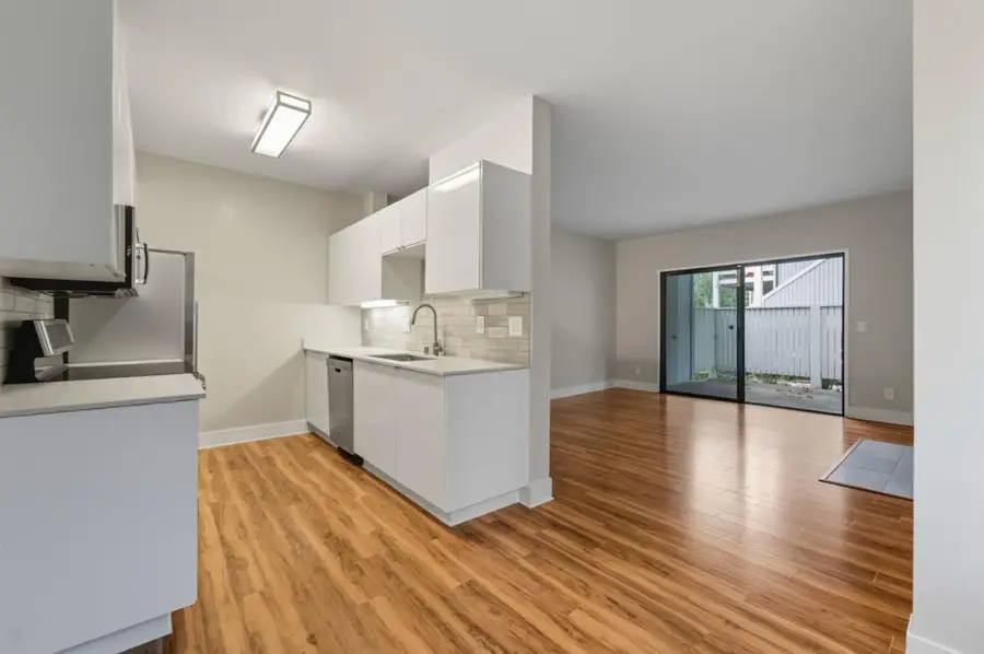 113 Schooner Court, Richmond, CA 94804 - Image #3