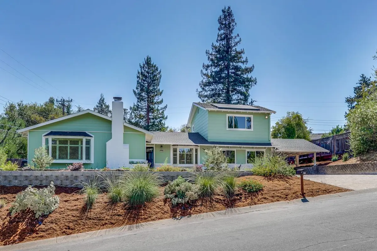 1590 Vineyard Drive, Los Altos, CA 94024 - Image #1