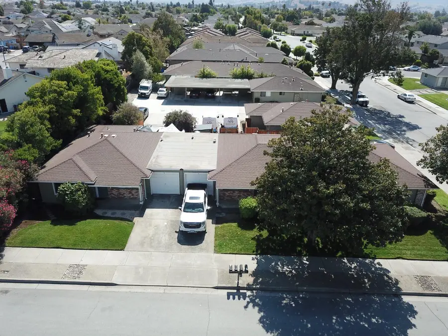 1601 Sunnyslope Road, Hollister, CA 95023 - Image #2