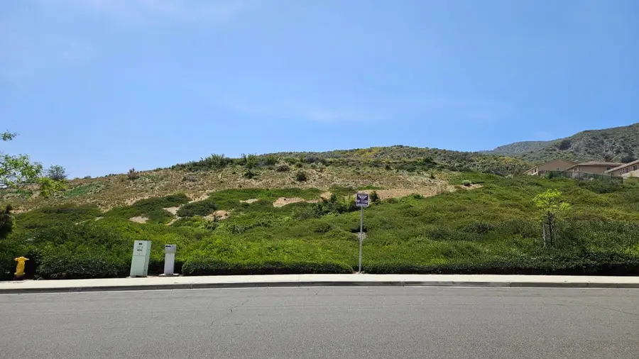 13416 Silver Stirrup Drive, Corona, CA 92883 - Image #3