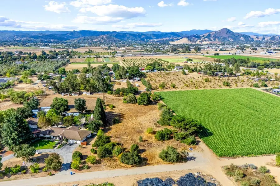 15465 Leann Court, Morgan Hill, CA 95037 - Image #3