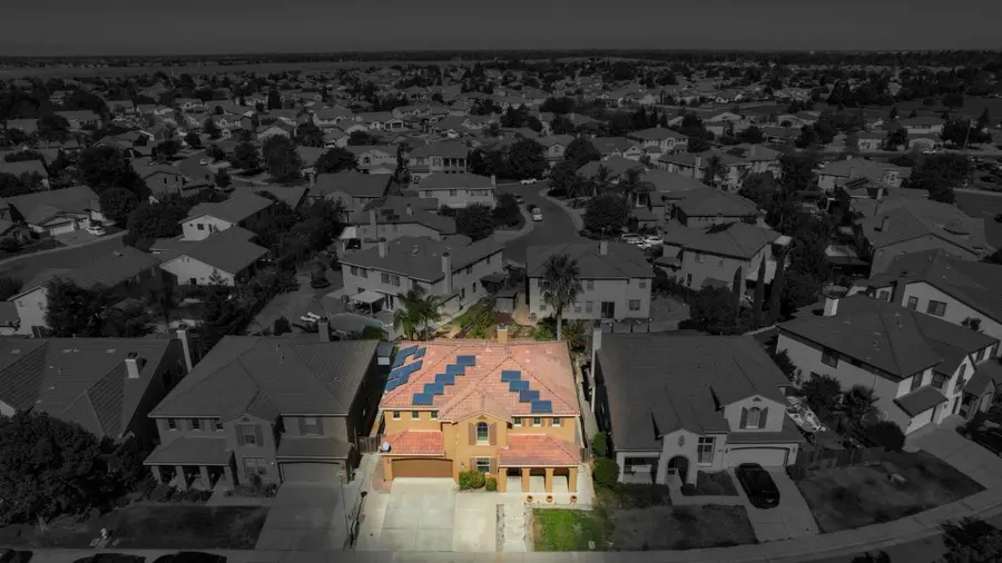 9987 Spring View Way, Elk Grove, CA 95757 - Image #2