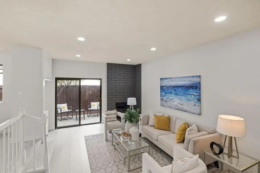 1152 Capri, Campbell, CA 95008 - Image #2