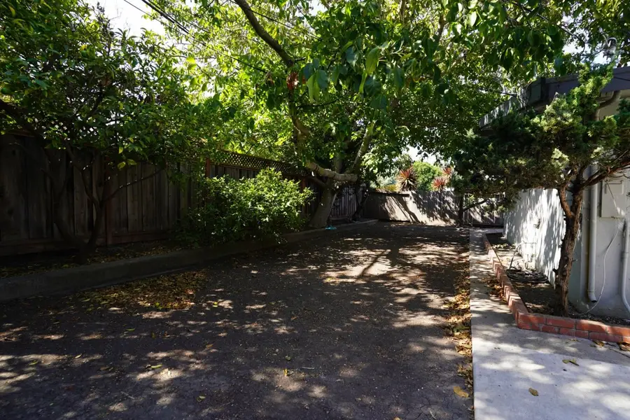 716 Lakechime Drive, Sunnyvale, CA 94089 - Image #3